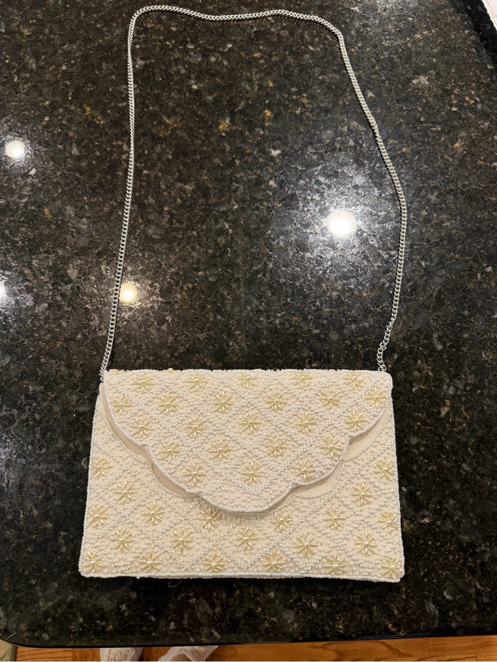 Beaded Scallop Flap Evening Crossbody Bag - Cream